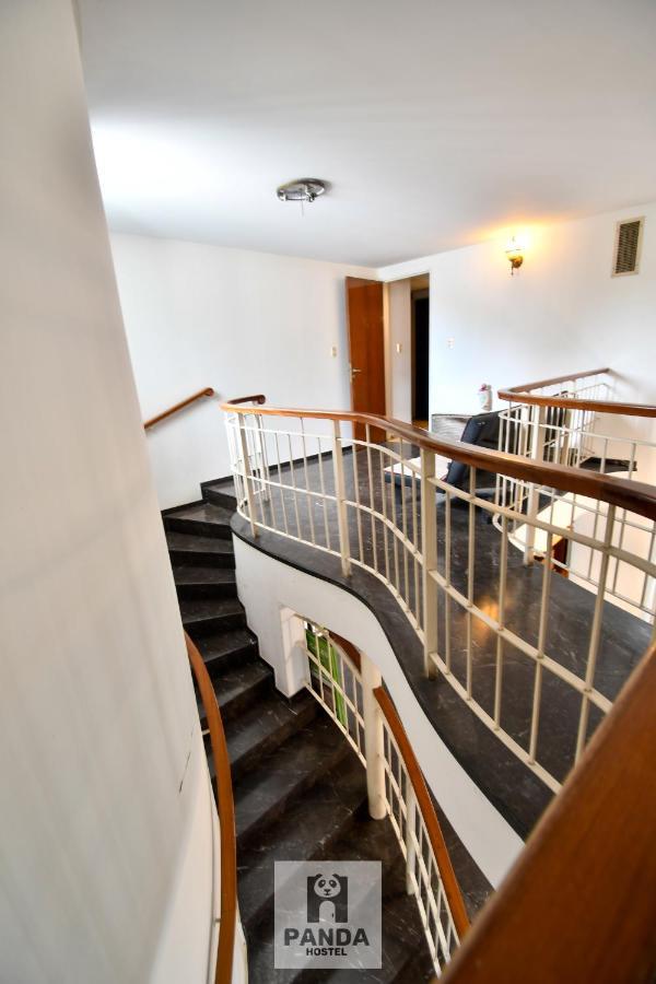 Panda Hostel Мендоса Экстерьер фото